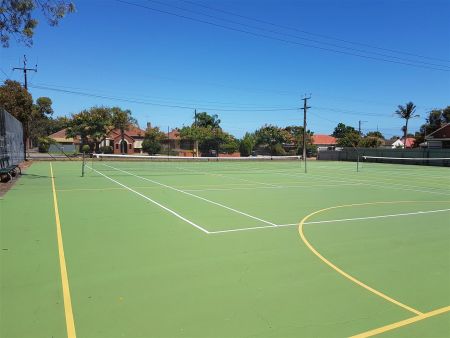Rozelle Reserve Tennis Court