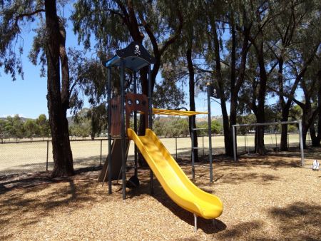 Balham Reserve Playground Slide