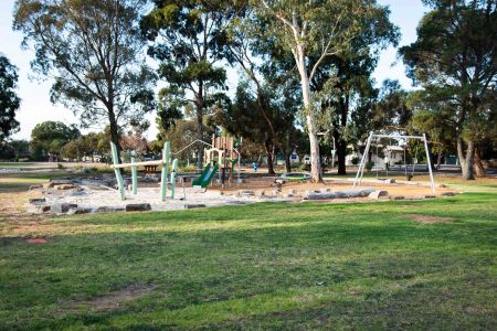 Norman Reserve St Marys 2