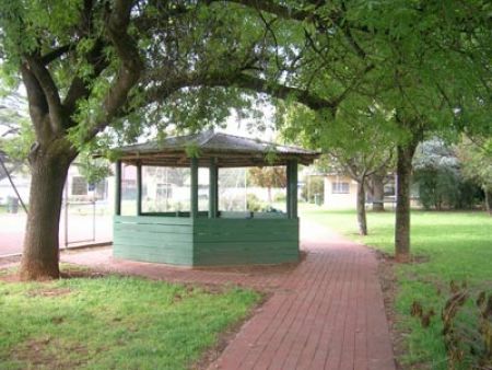 Batchelor Reserve Rotunda