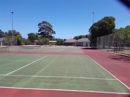 Nieass Reserve - Tennis Courts