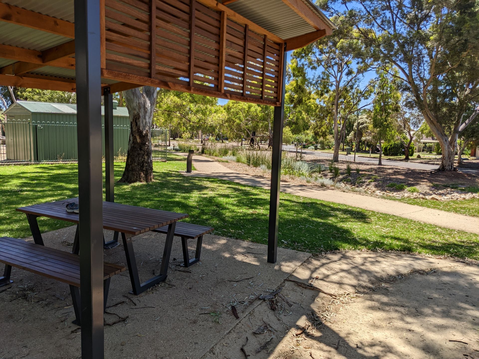 The shelter at the Pasadena Biodiversity Corridor