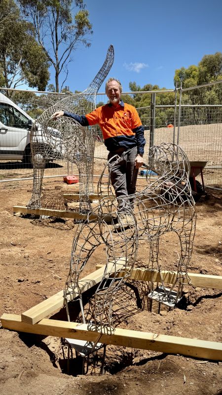 Charlie and Bella Sculpture at CC Hood Reserve with Karl Meyer