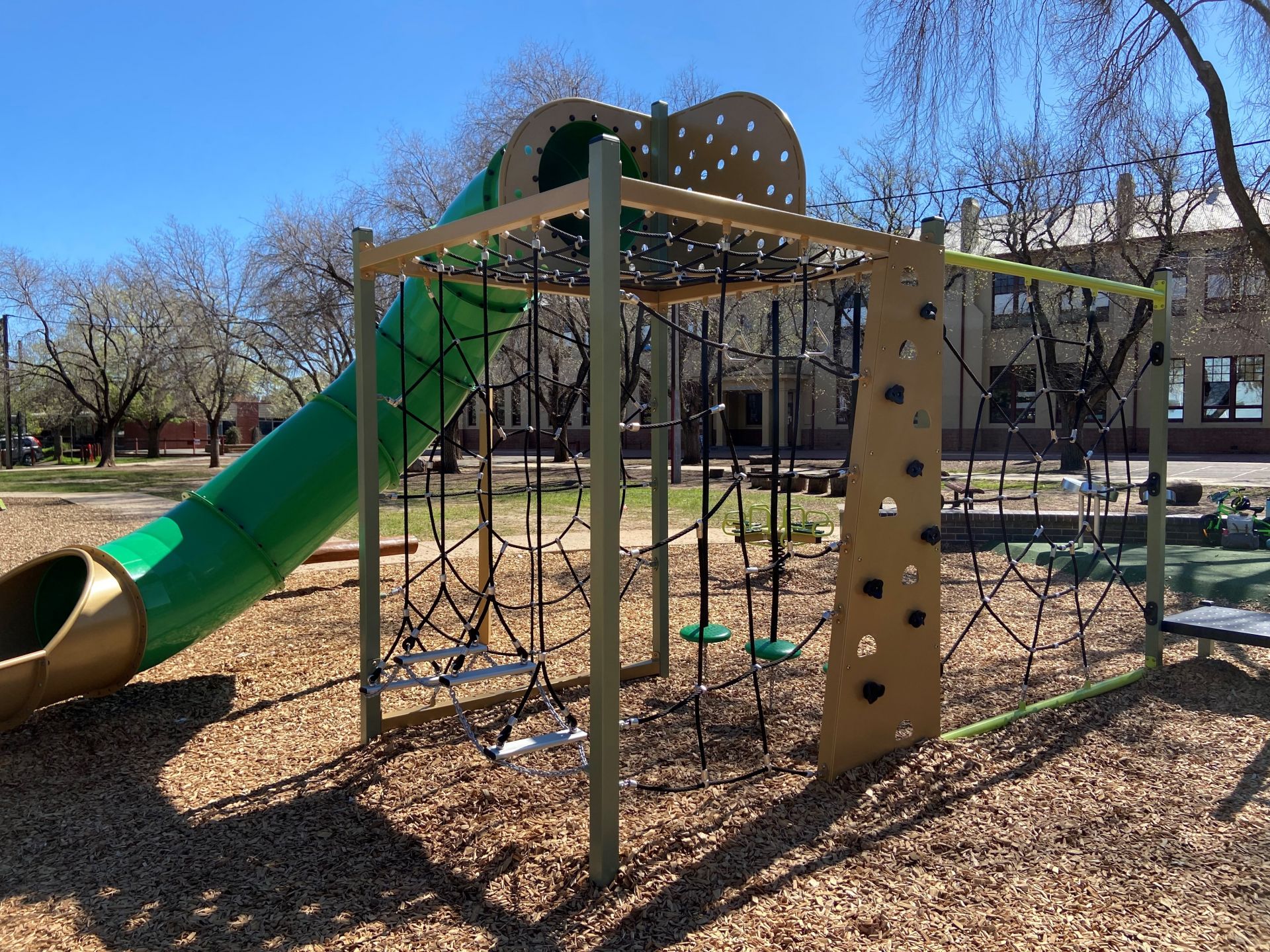 Mortlock Park Slide and Climbing Wall