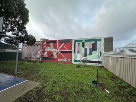 Melrose Street Reserve Mural by Matthew Dopheide at Melrose Park
