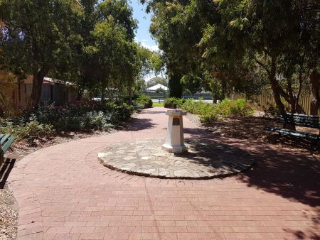 Batchelor Reserve Path