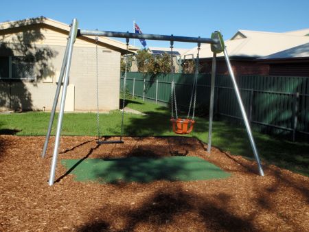 Naomi Reserve Swing